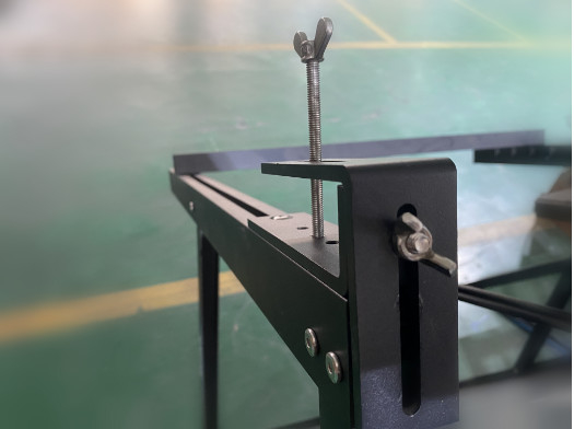 Paneles solares fotovoltaicos resistentes y ligeros Cuadro de perfil de alu para un montaje fácil y rápido del panel solar